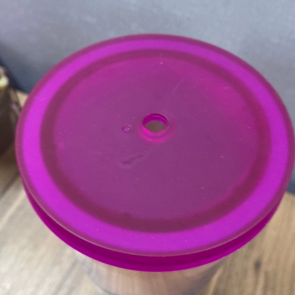 Starbucks rose gold glitter venti tumbler - Picture 3 of 4